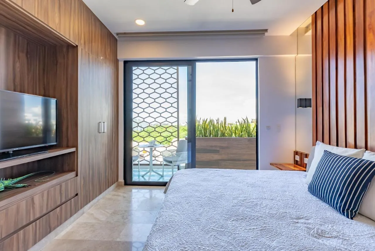 Bahay Condos Steps From The Beach And 5Th Ave Playa del Carmen 0*,  Mexico