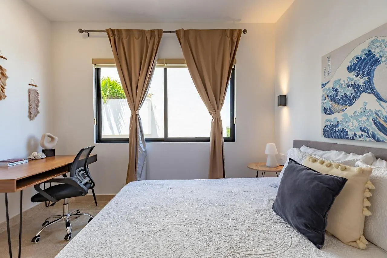 Bahay Condos Steps From The Beach And 5Th Ave Playa del Carmen Apartment