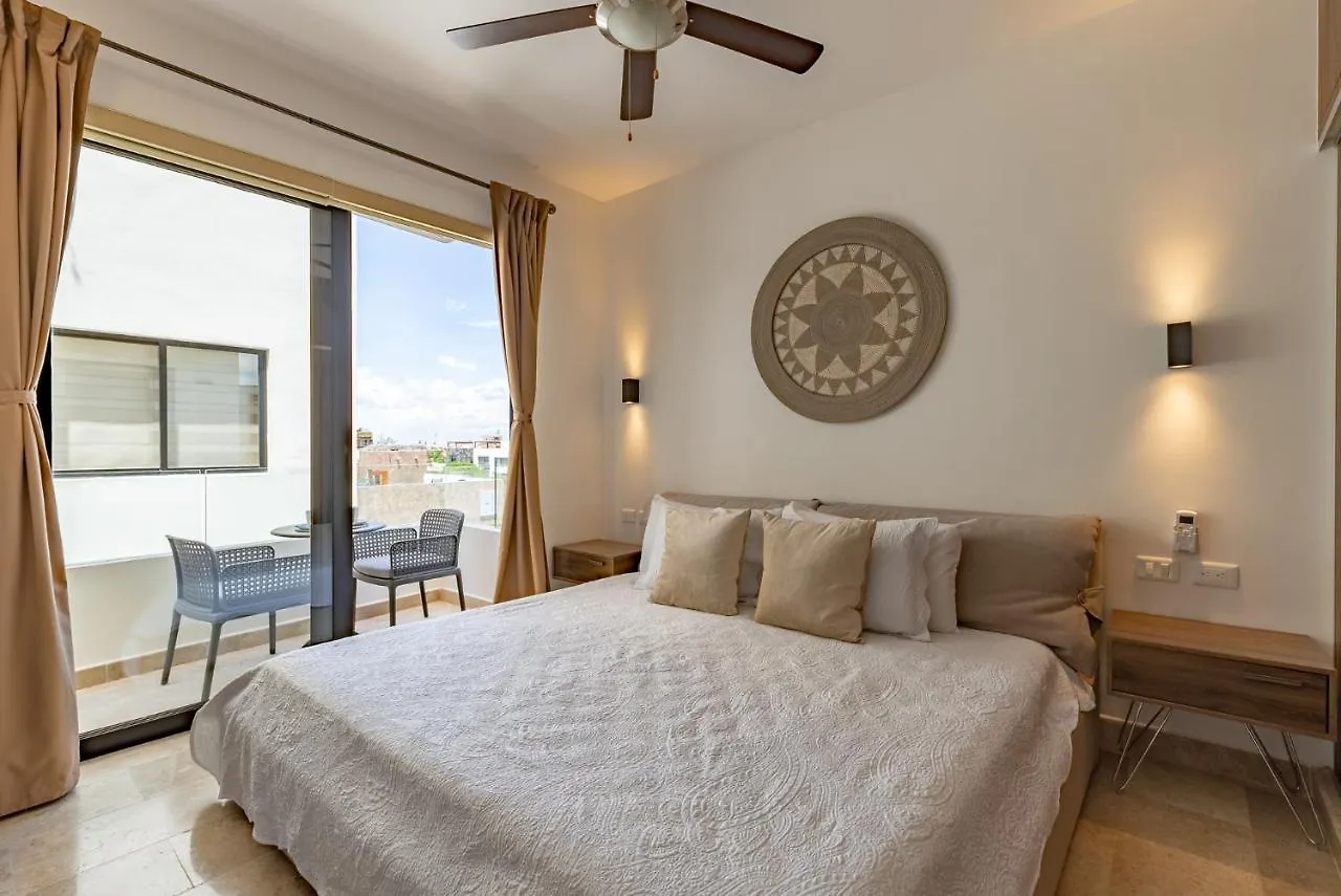 Bahay Condos Steps From The Beach And 5Th Ave Playa del Carmen 0*,