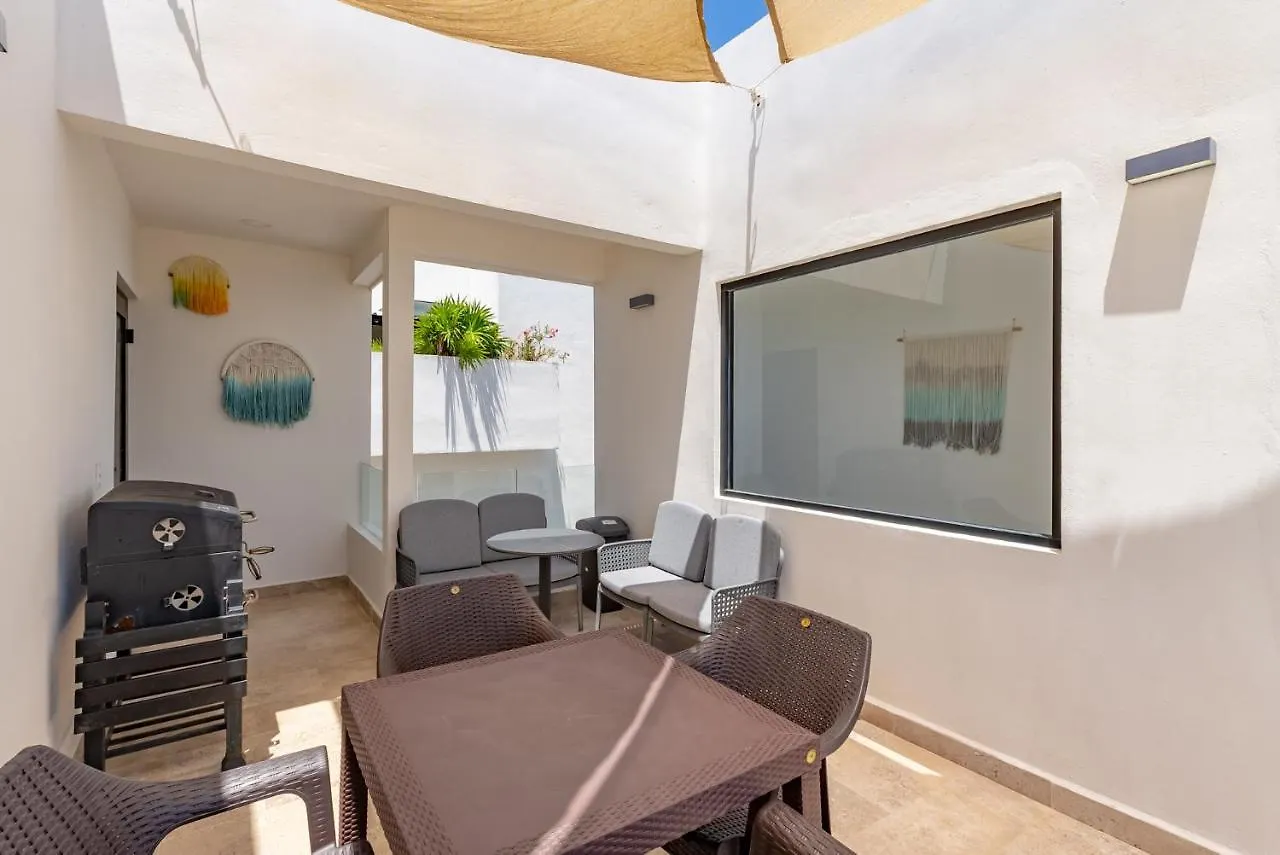 Bahay Condos Steps From The Beach And 5Th Ave Playa del Carmen Apartment