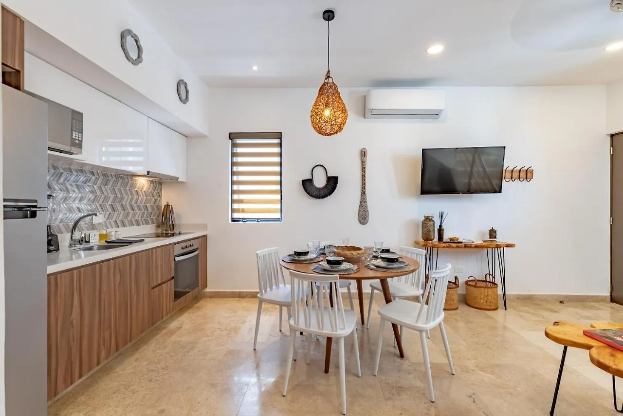 Apartment Bahay Condos Steps From The Beach And 5Th Ave Playa del Carmen Mexico